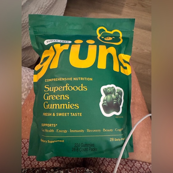 Grüns Superfoods Greens Gummies